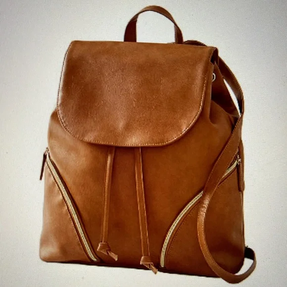 Leather Backpack 💐 Super Cute Medium Size Vegan NEW - Picture 2 of 2